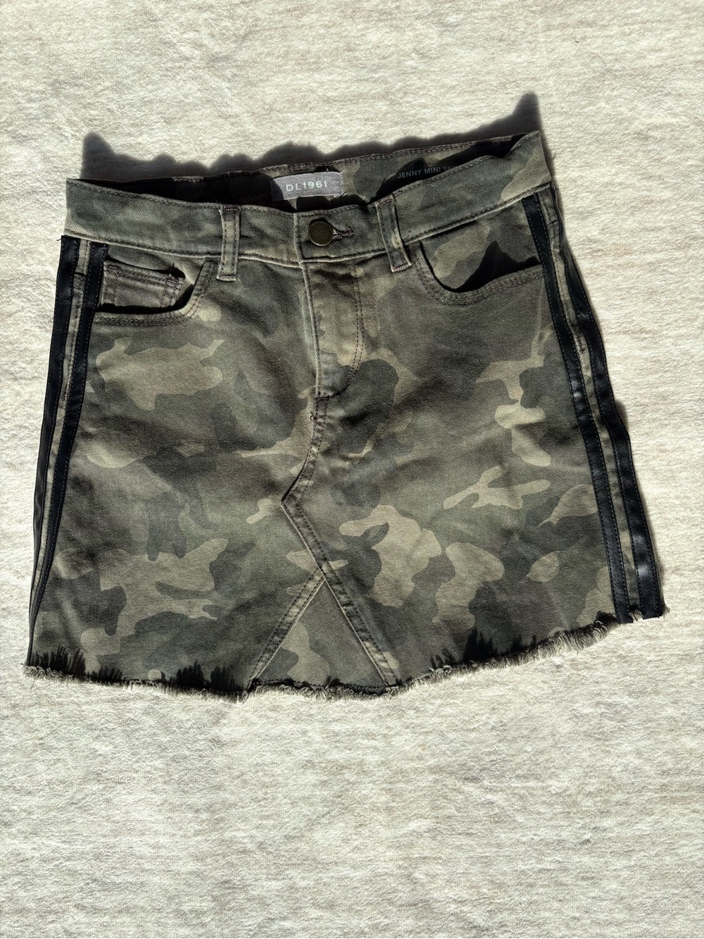 DL 1961 Girls Jenny Camo Mini Skirt with Leather Details and Pockets Size 12